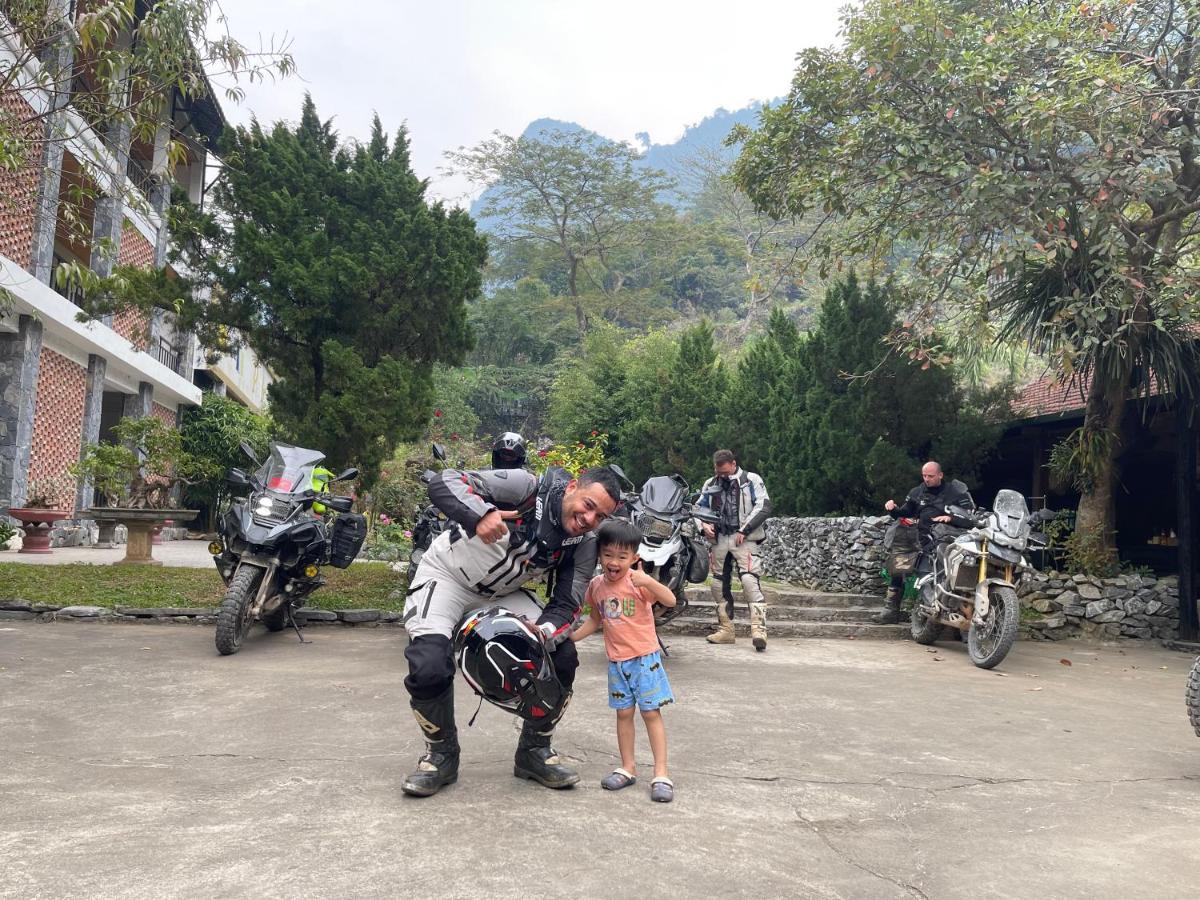 Ha Giang Historic Hotel & Tours Extérieur photo