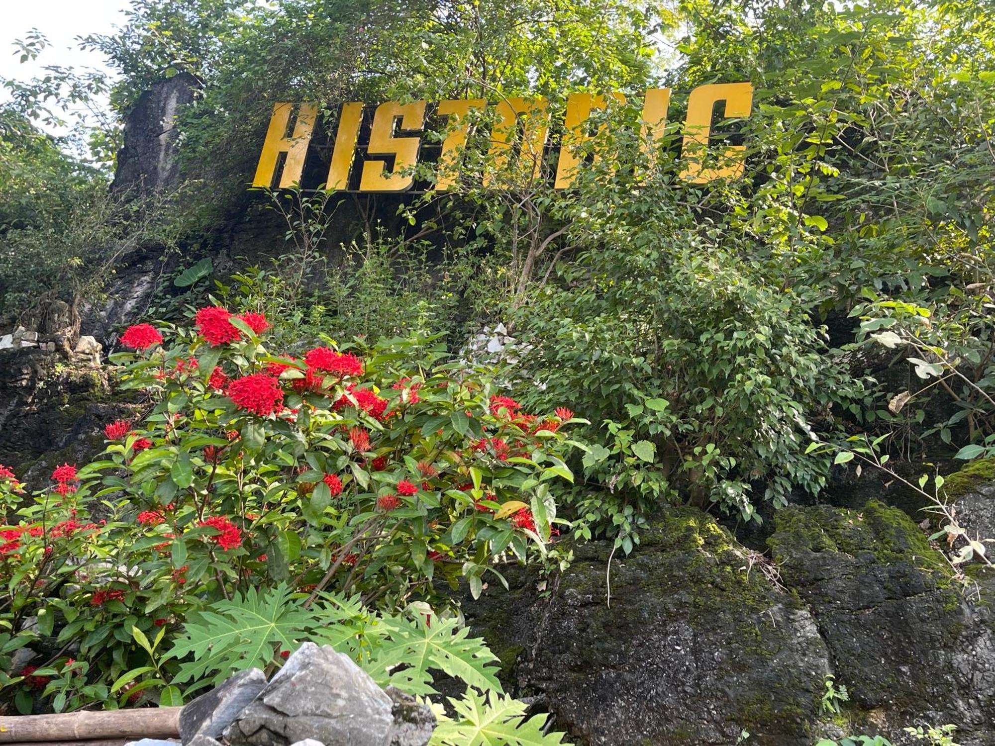 Ha Giang Historic Hotel & Tours Extérieur photo